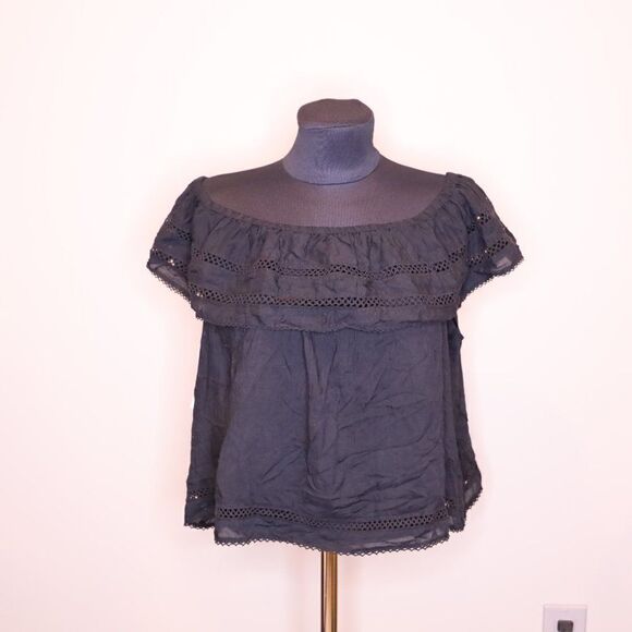 NWT Aritzia Wilfred Black Hollande Off Shoulder Lace Blouse Sz M - Picture 3 of 8